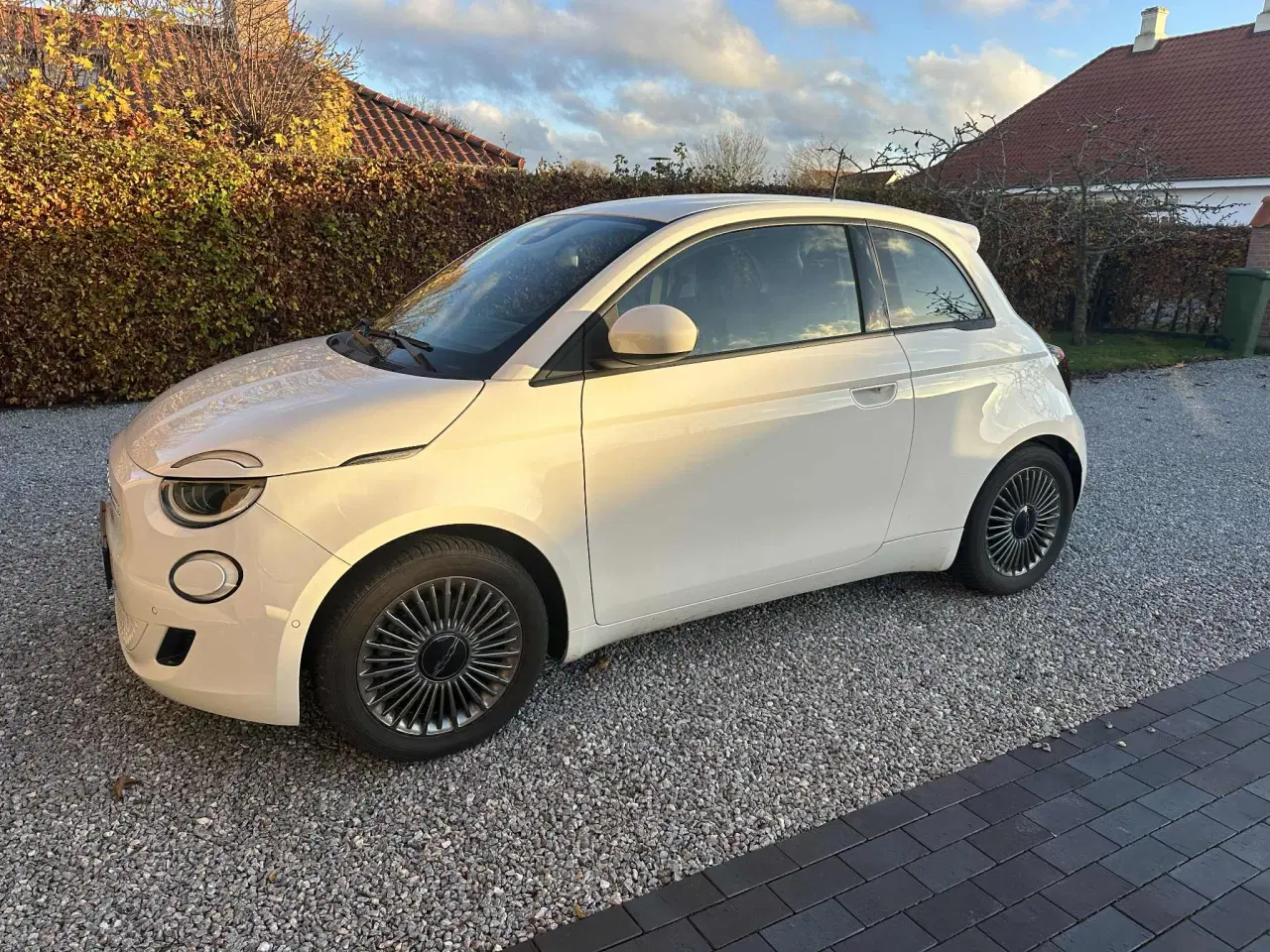 Billede 1 - Fiat 500E Icon med STOR udstyrs pakke og garanti