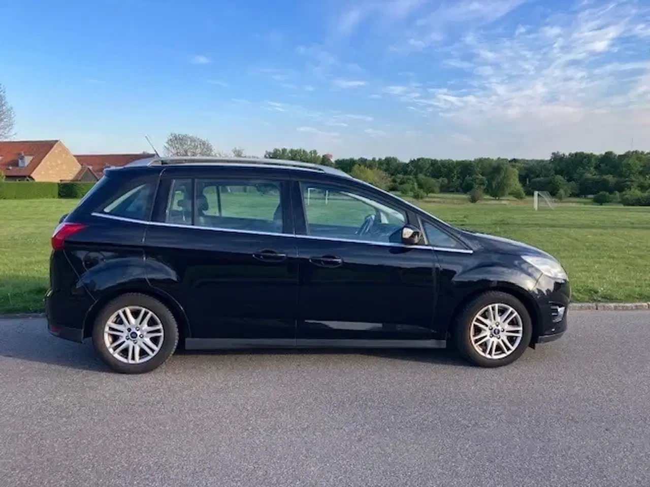 Billede 2 - Ford Grand C-MAX 1,0 SCTi 100 Titanium