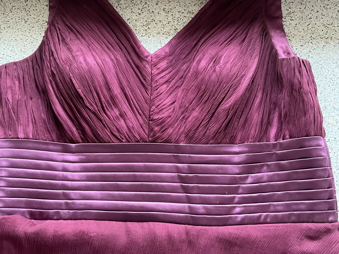 Billede 1 - Dyb lilla bar ryg