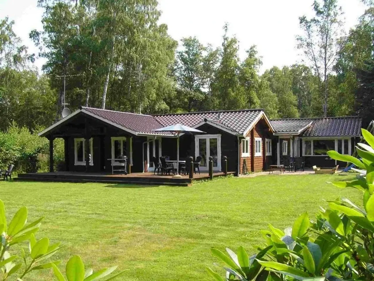 Billede 1 - Stort meget børne venligt sommerhus 12 personer Nordsjælland med SPA sauna.