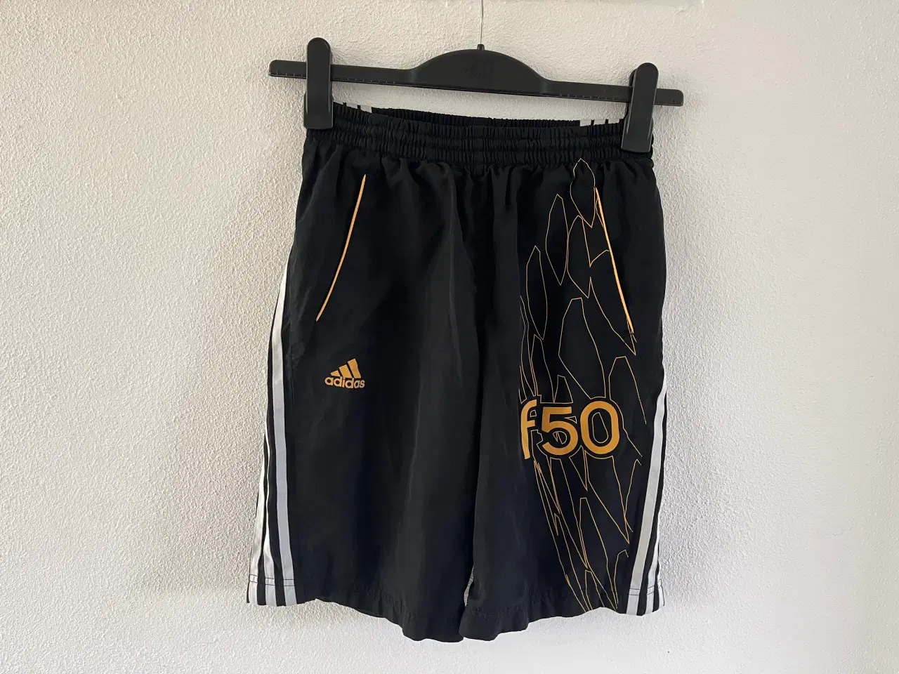 Billede 1 - Shorts str.164