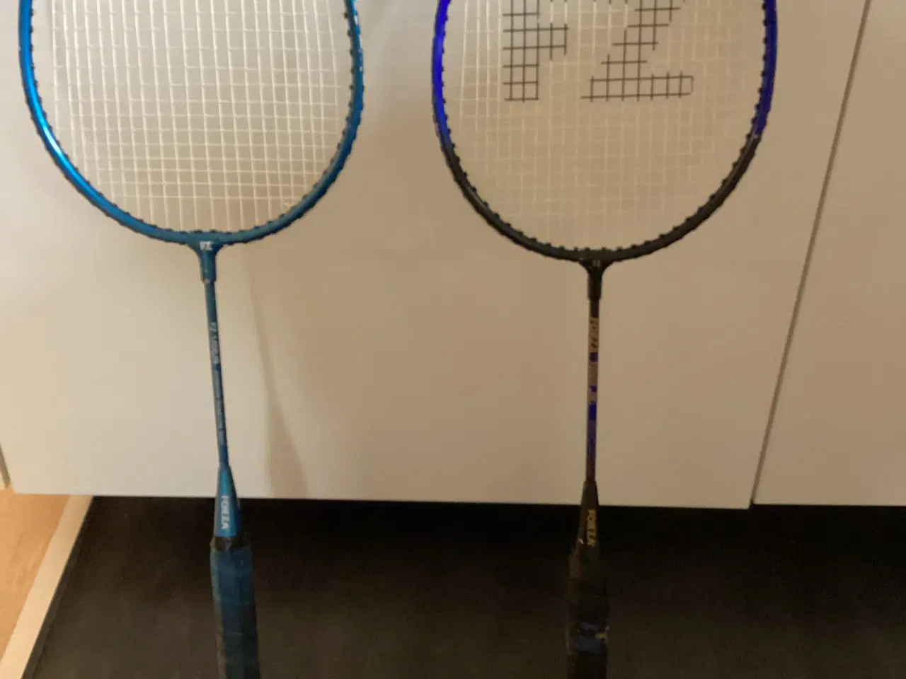 Billede 1 - 2 FORZA  junior badminton ketchere m. Cover