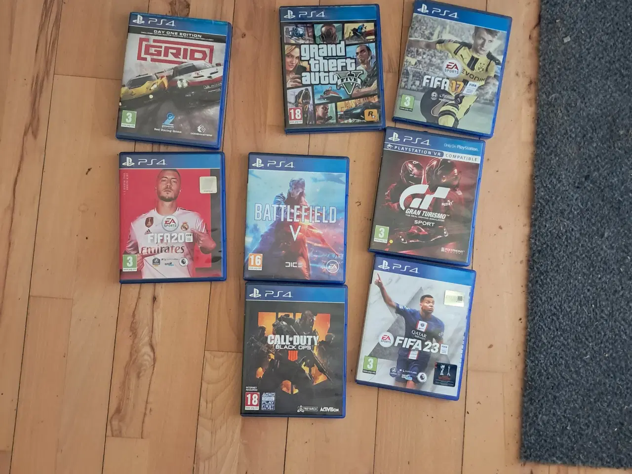 Billede 2 - Ps4 spiderman edition med 2 controller og diverse 