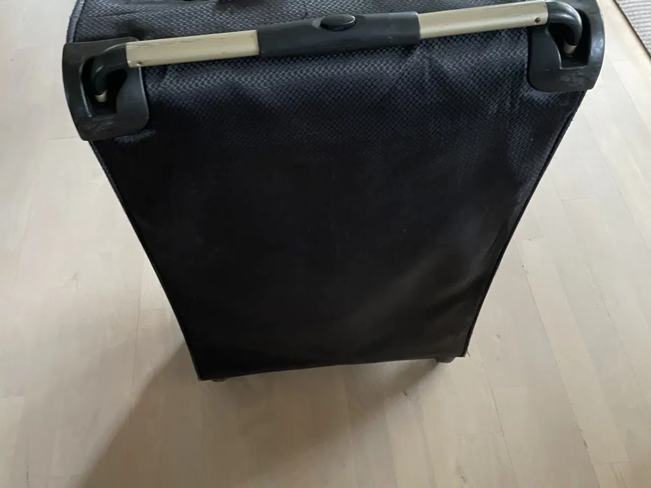 Billede 3 - Letvægtskuffert