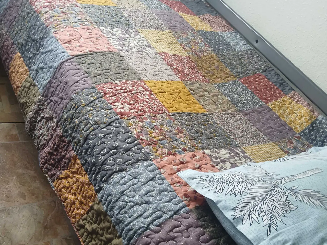 Billede 1 - Super god med jern seng 🌟