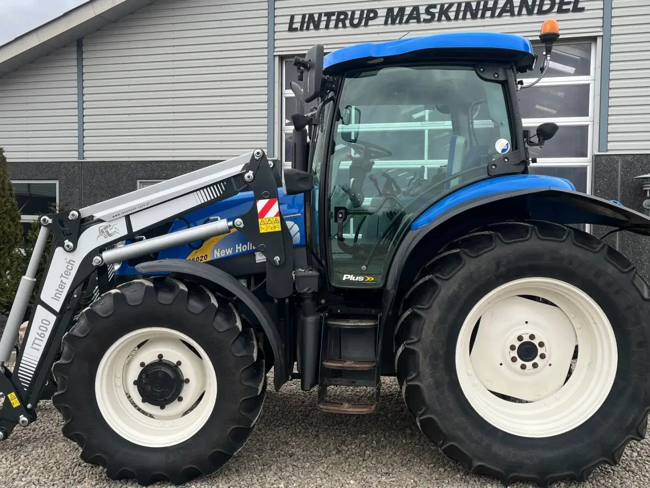 Billede 10 - New Holland T6020 Plus, med frontlæsser