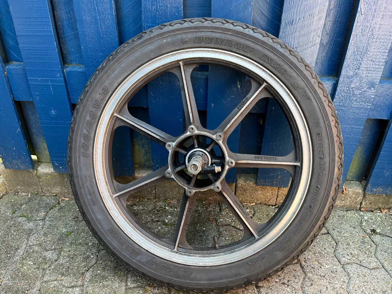 Billede 3 - Kawasaki Z 750 L fælge m/aksler m.m.