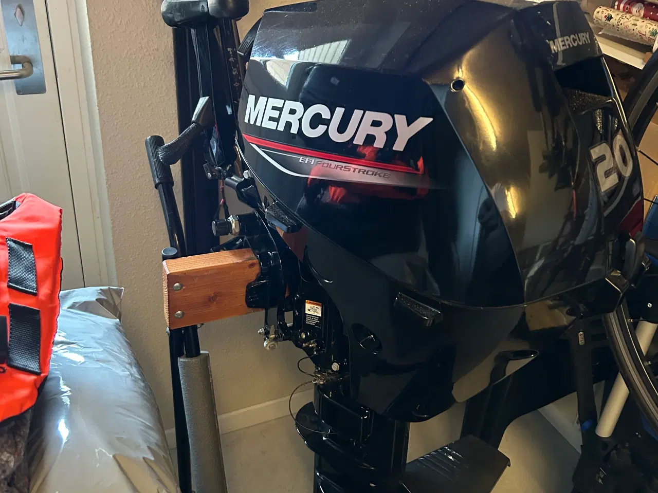 Billede 2 - Poca 400 m/20 hk Mercury 