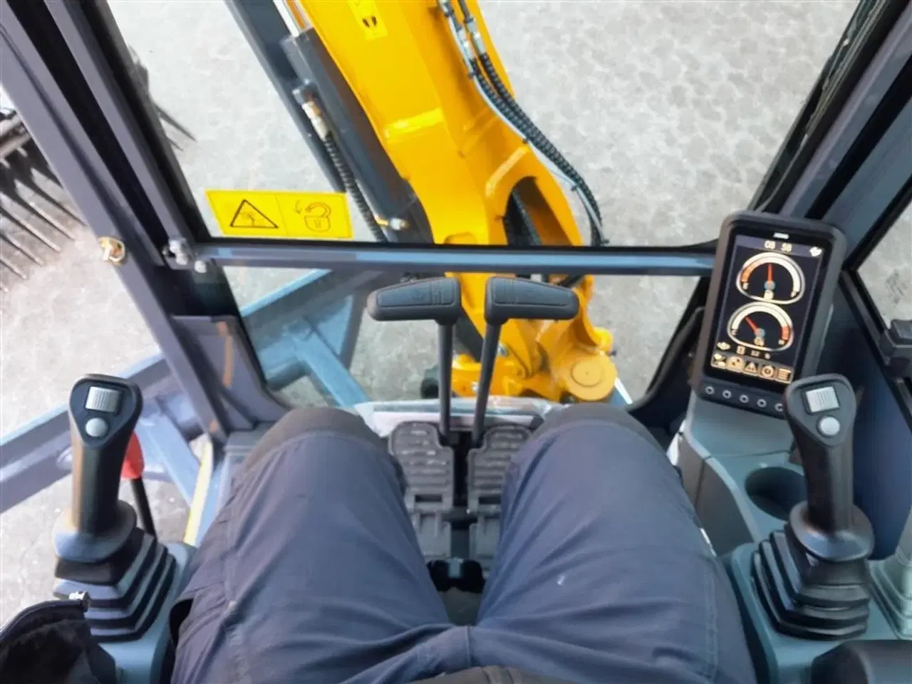 Billede 17 - XCMG xe27e  med rototilt