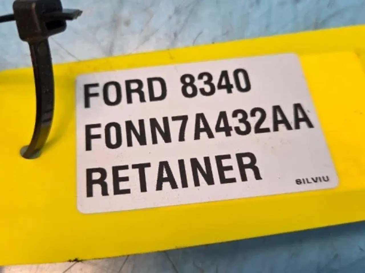 Billede 2 - Ford 8340 Holder F0NN7A432AA