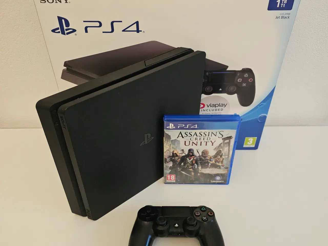 Billede 1 - PlayStation 4 Slim 1TB i Original Kasse + Spil
