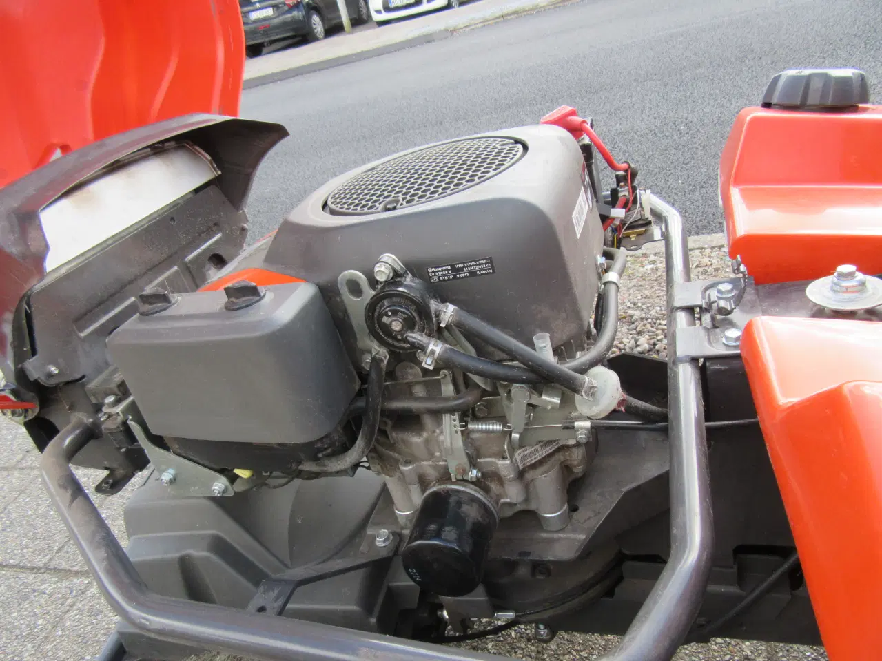 Billede 3 - Husqvarna havetraktor type r214c fra 2023  .