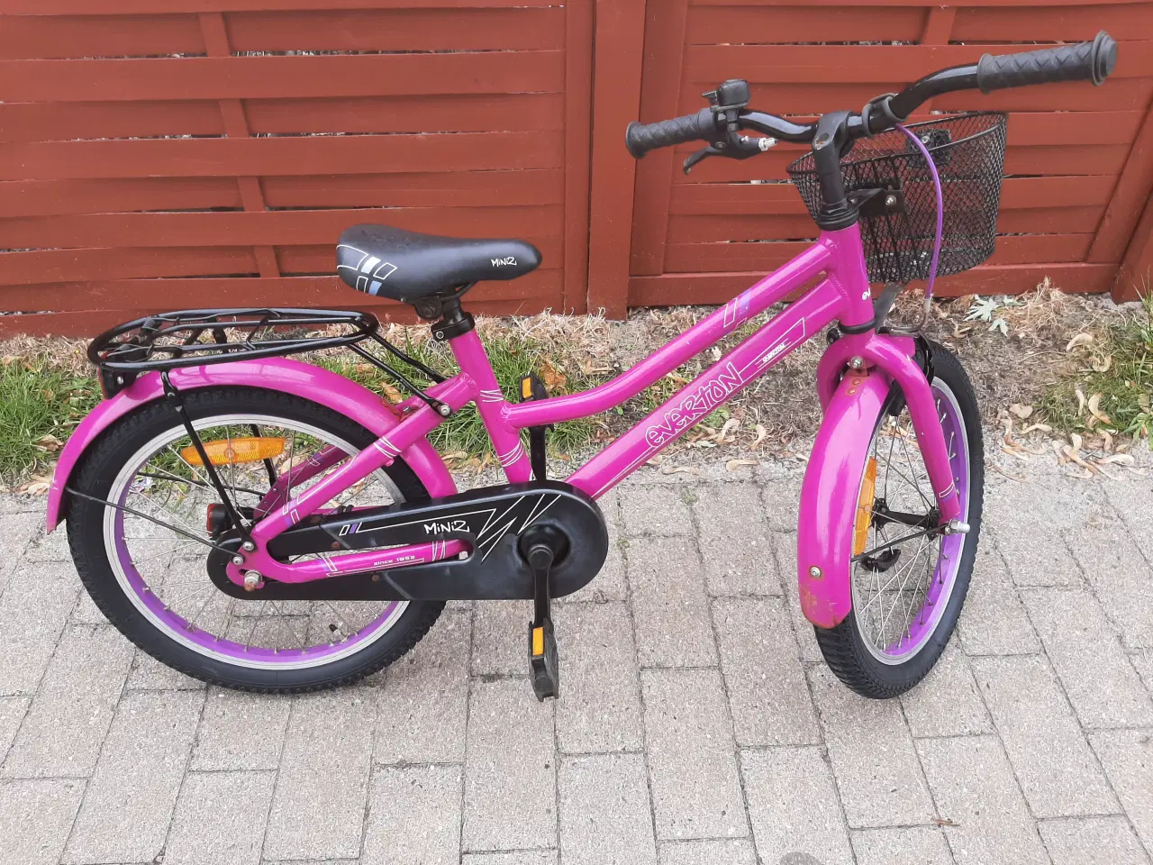 Billede 2 - 18" Everton pigecykel. 26.cm stelstr.