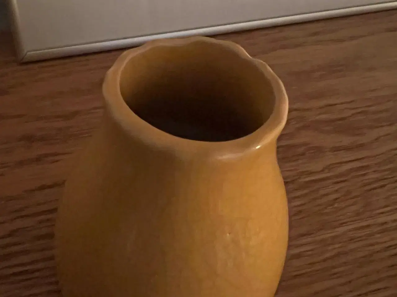 Billede 2 - Smuk gul keramik vase