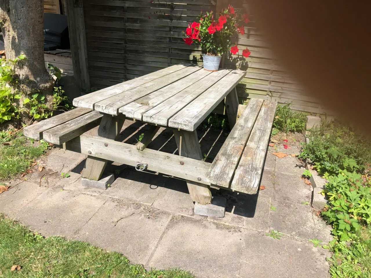 Billede 2 -  gratis havebord/bænk 