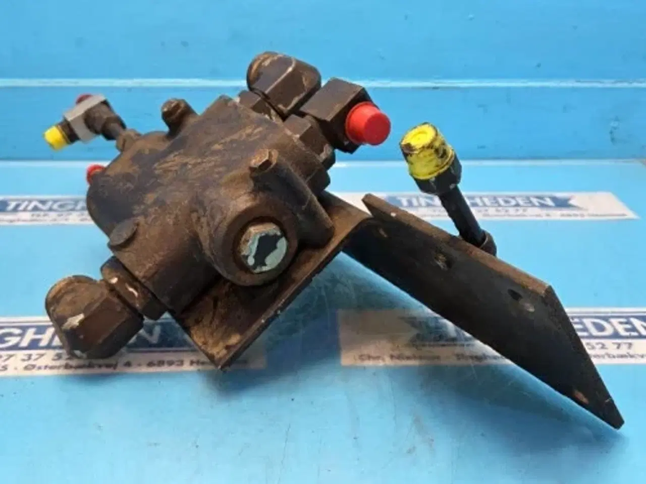 Billede 5 - New Holland 8970 Hydraulikventil 9821382