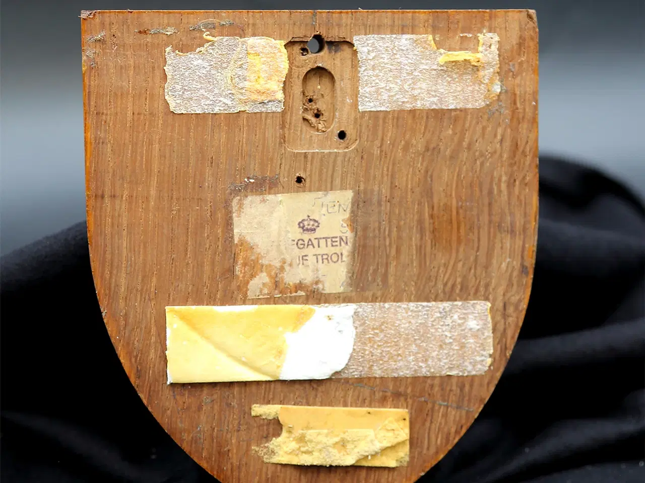 Billede 2 - Cowes Week 1973 – maritimt våbenskjold