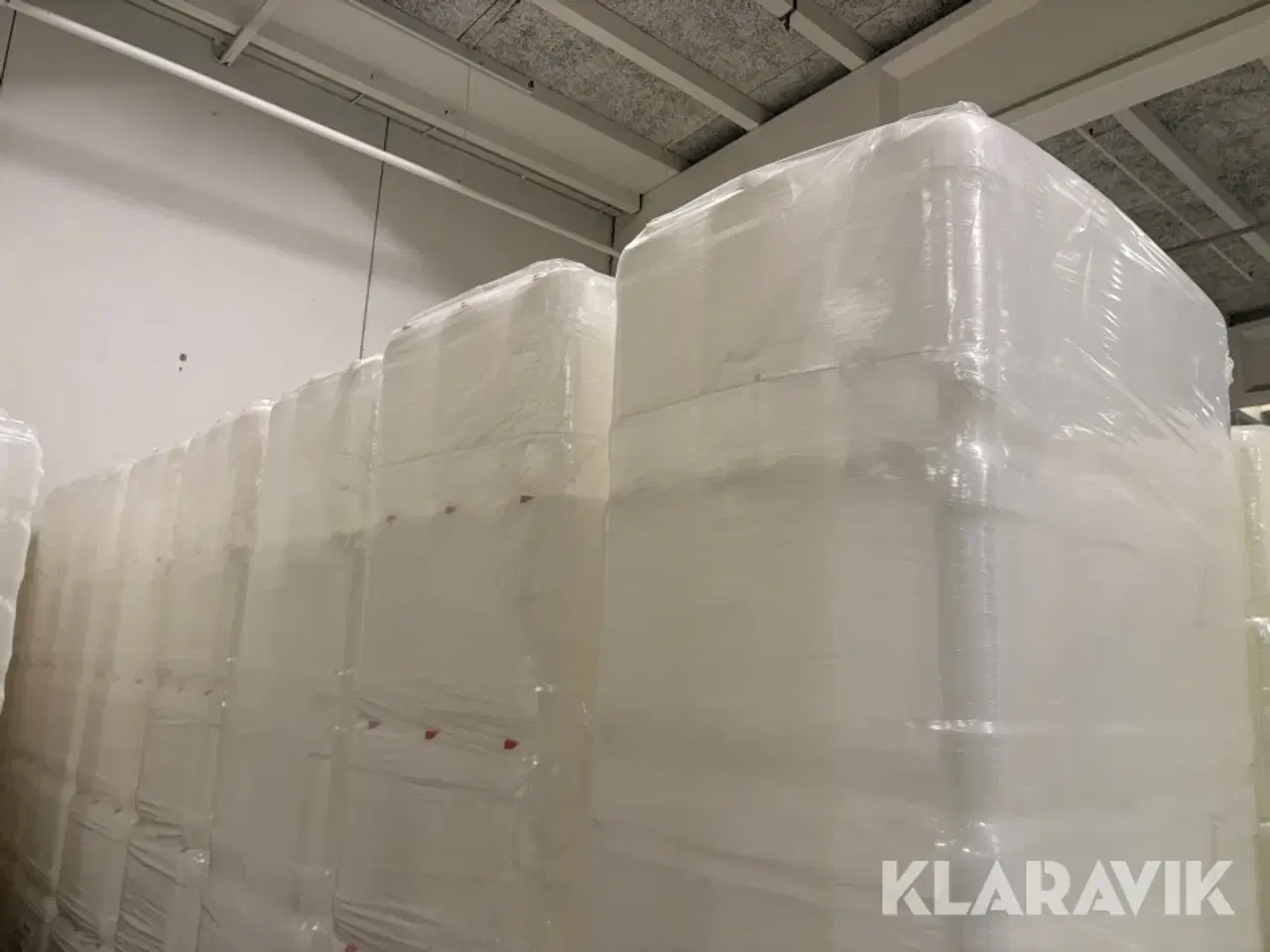 Billede 3 - Plastikflasker Promens - 7,5 paller af 60 stk