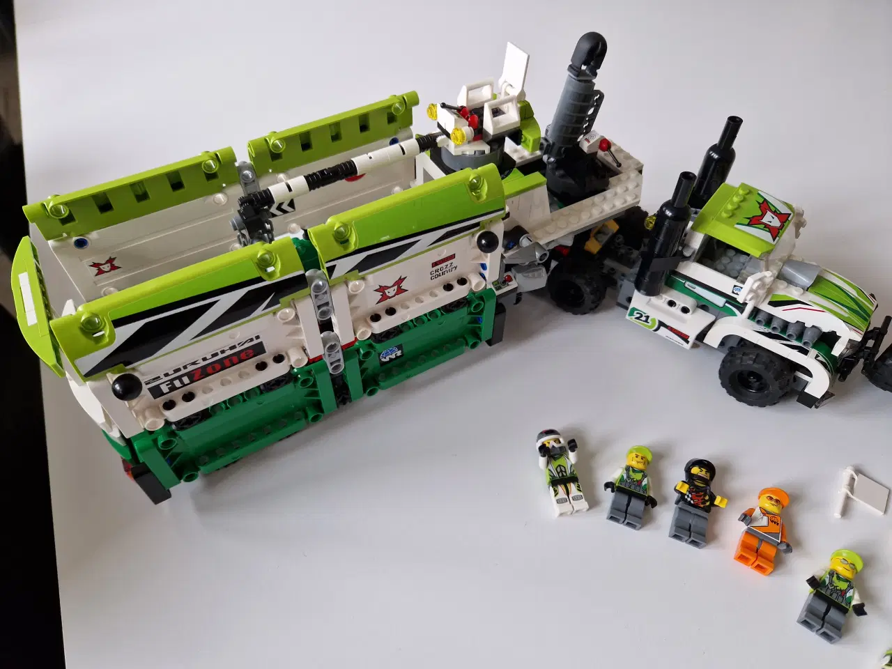 Billede 6 - Lego nr 8864  komplet med samlevejl.   