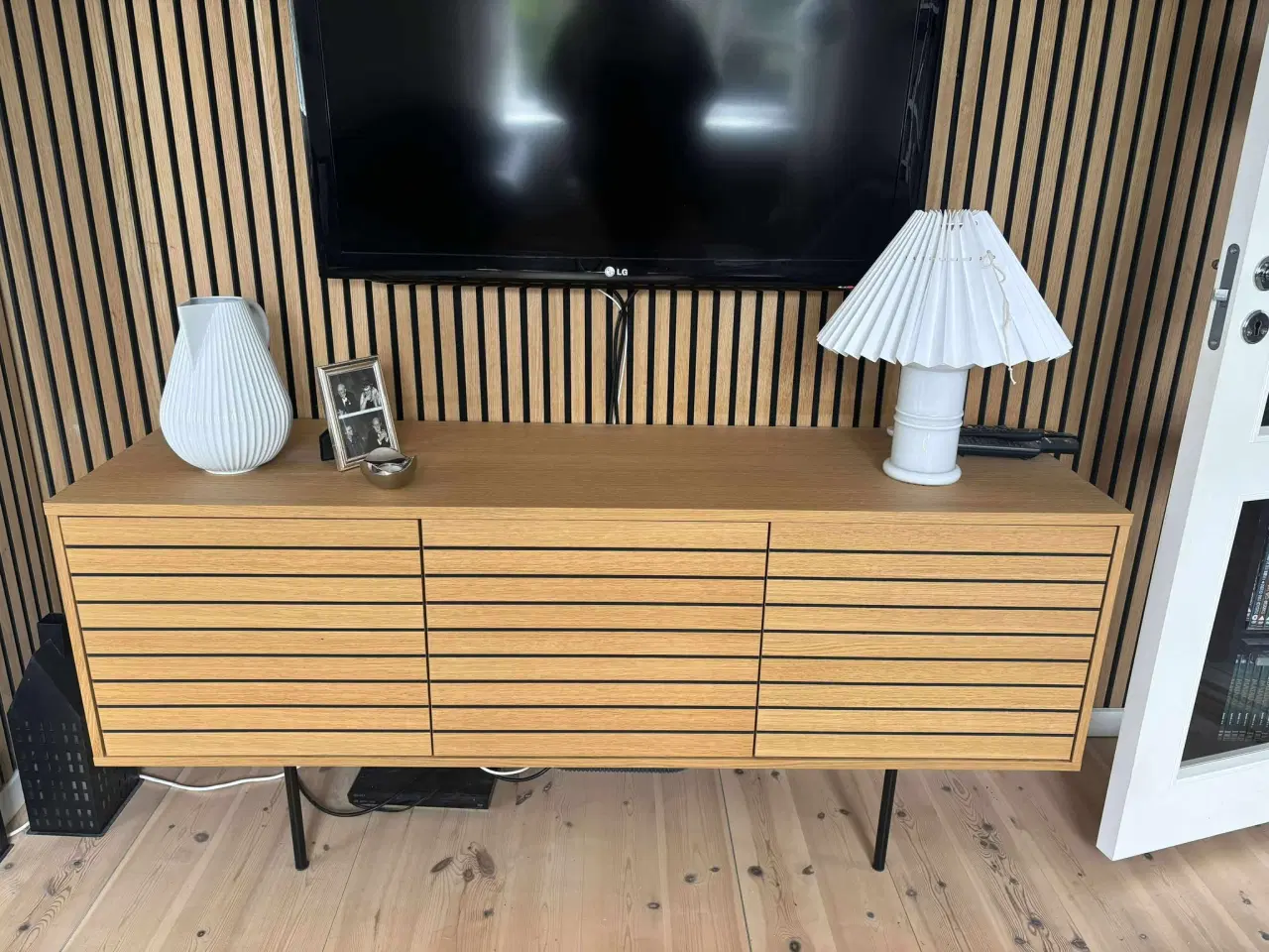Billede 1 - Doppler Skænk i egetræ fra Ilva 