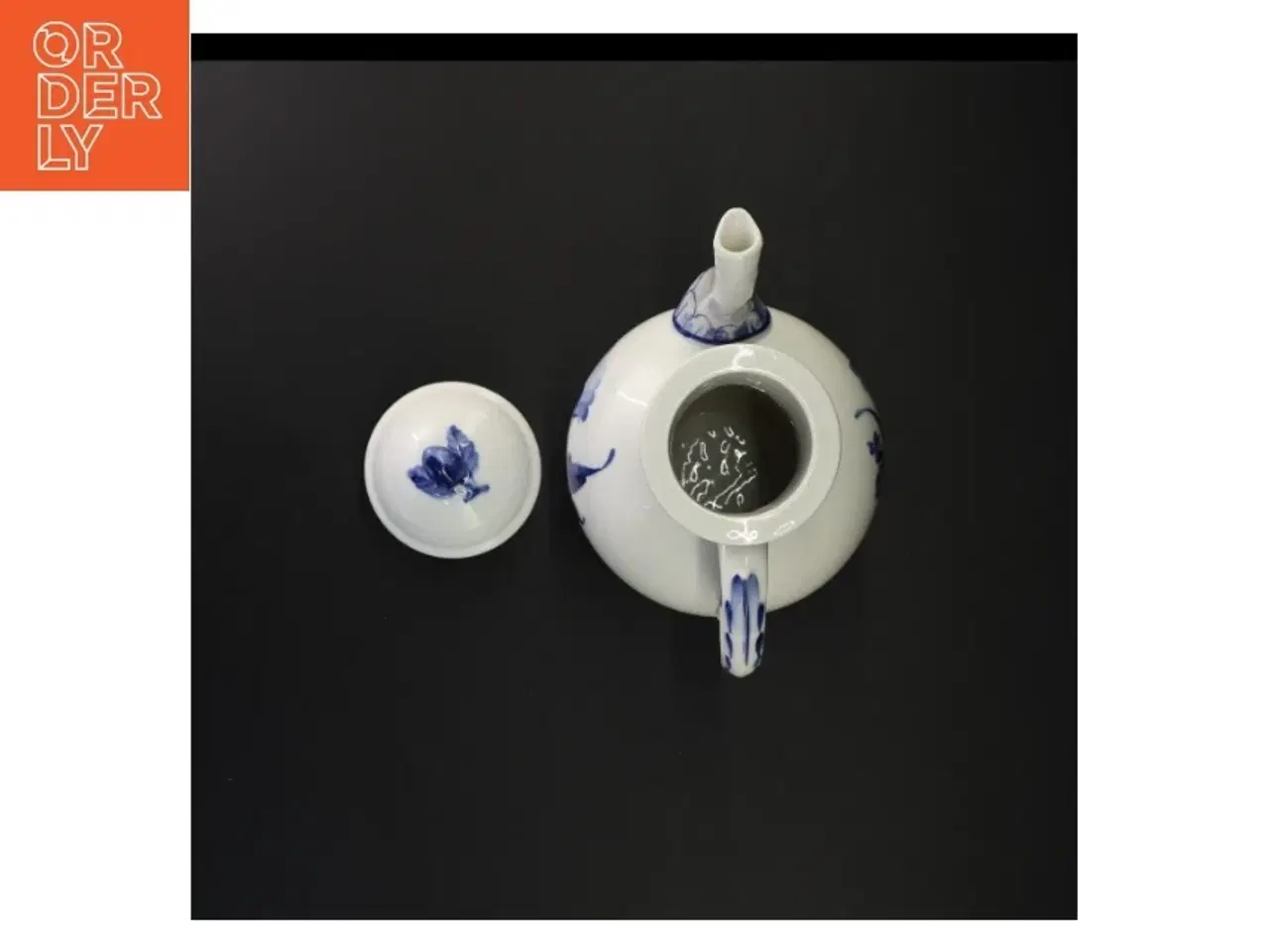 Billede 4 - Blå og hvid porcelænsteapot - blå blomst fra Royal Copenhagen (str. 24 x 15 cm)