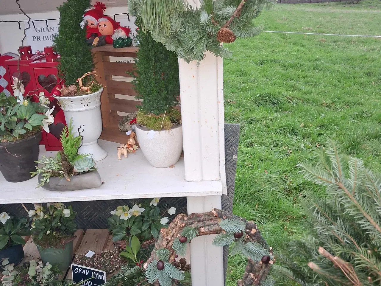 Billede 2 - Gravepynt  sælges  kertevej 6 5560 