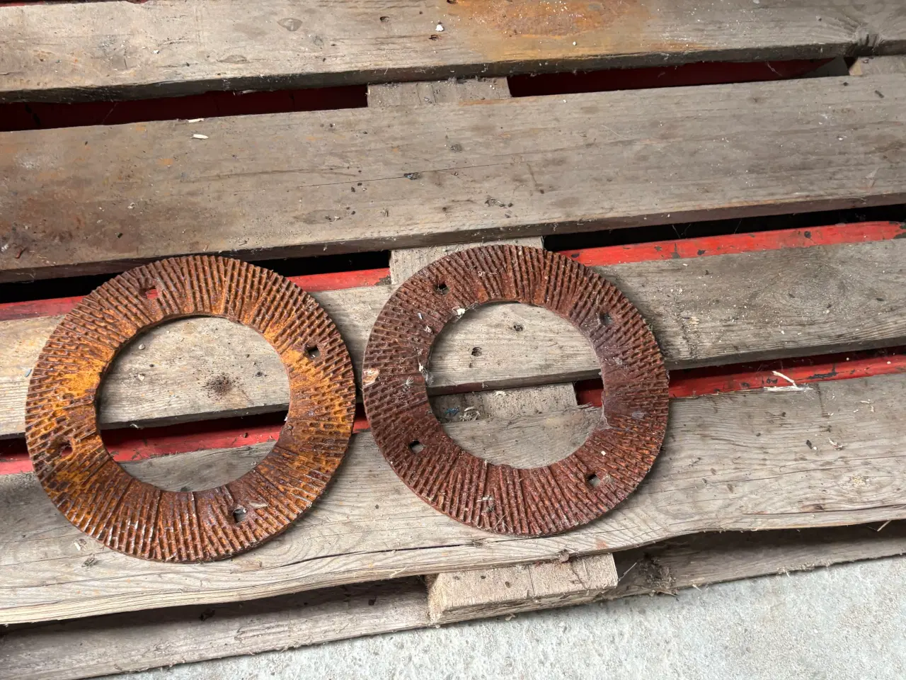 Billede 4 - MICA Kornkværn med ekstra skiver.