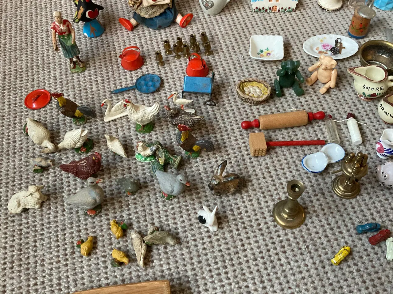 Billede 1 - Kassettehylde figurer.