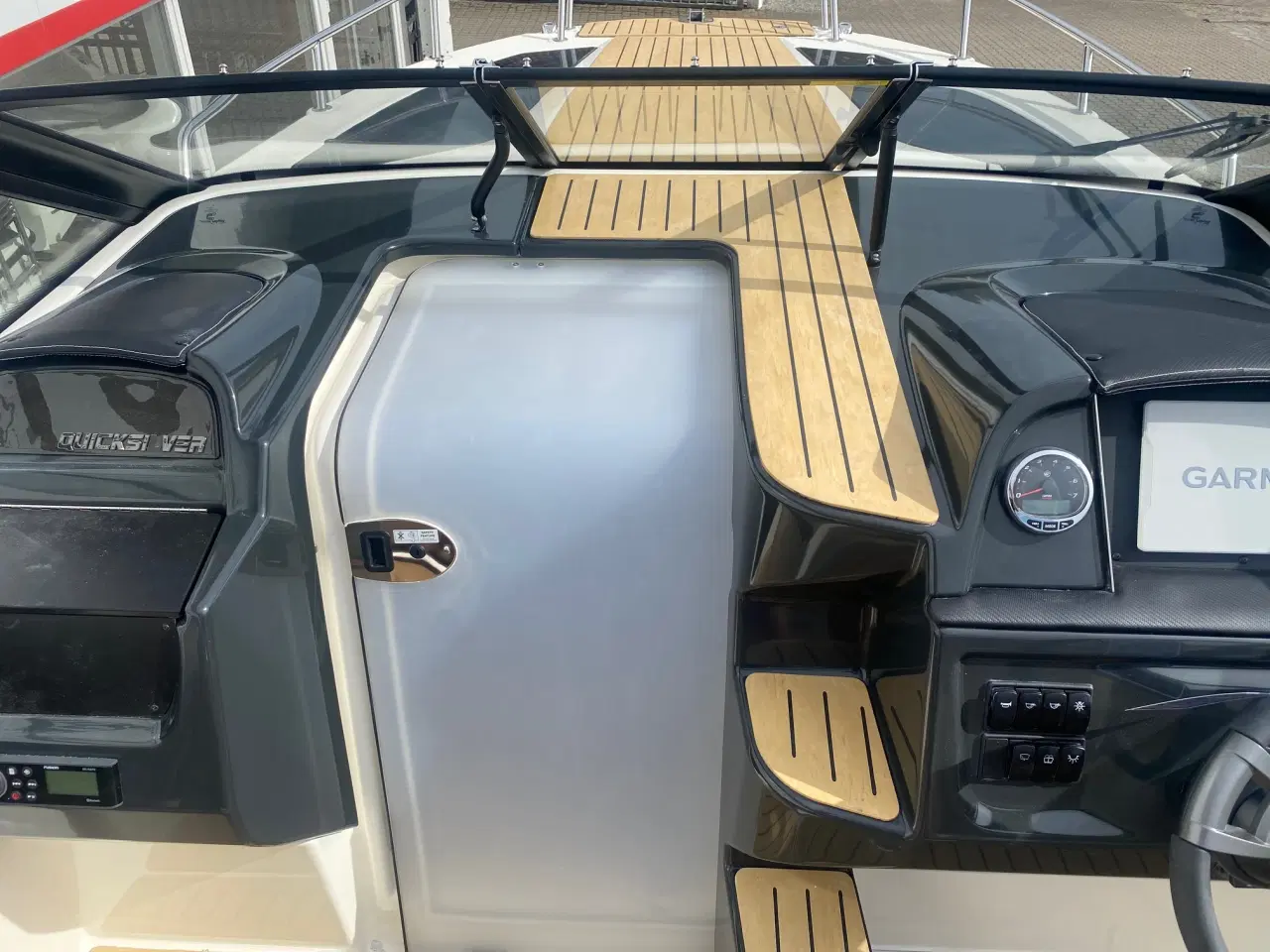 Billede 3 - Activ 755 Cruiser med 250 hk Mercury Verado 4,6L V8 XL - udstyr