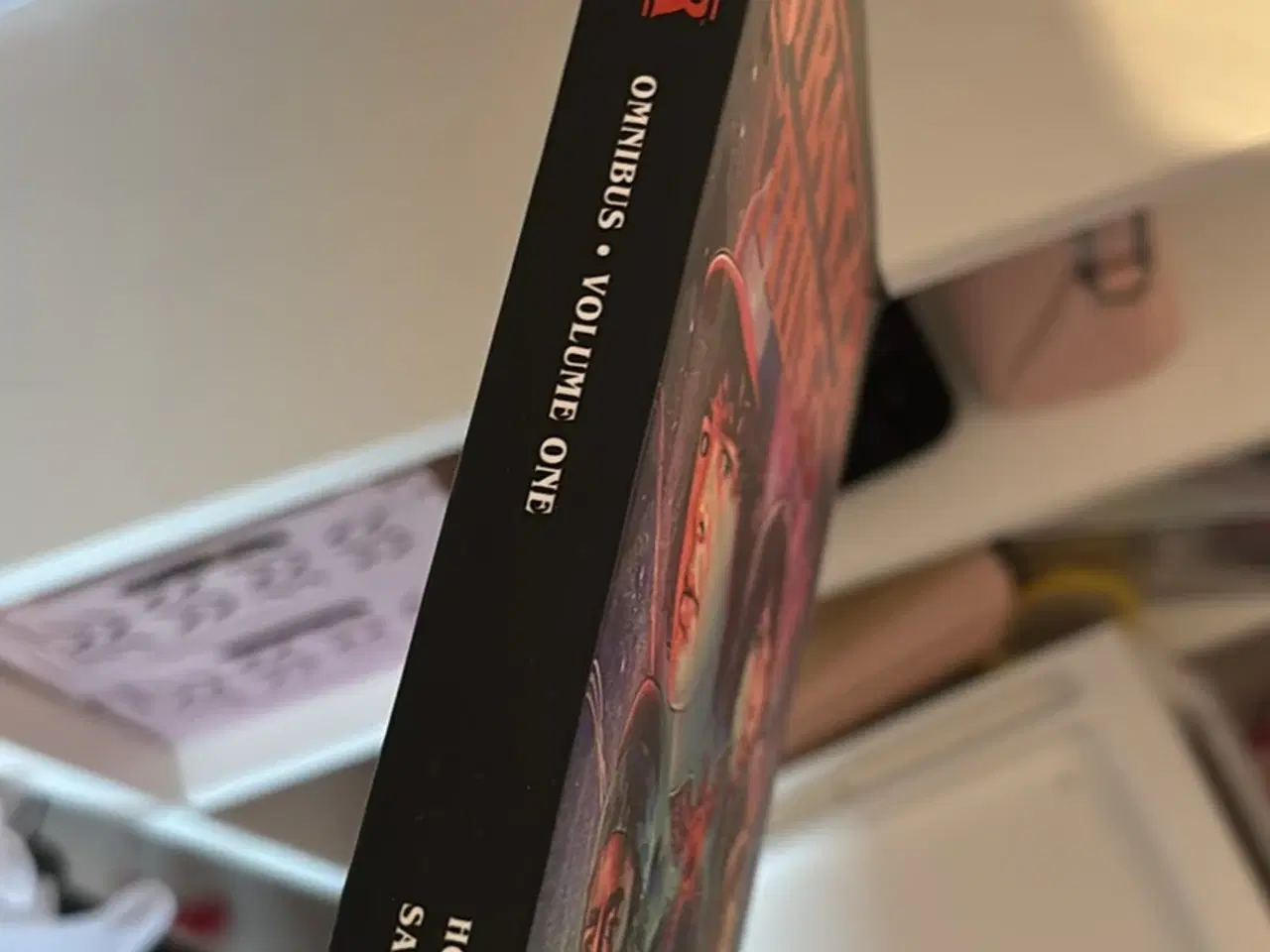 Billede 2 - Stranger things bog/tegneserie