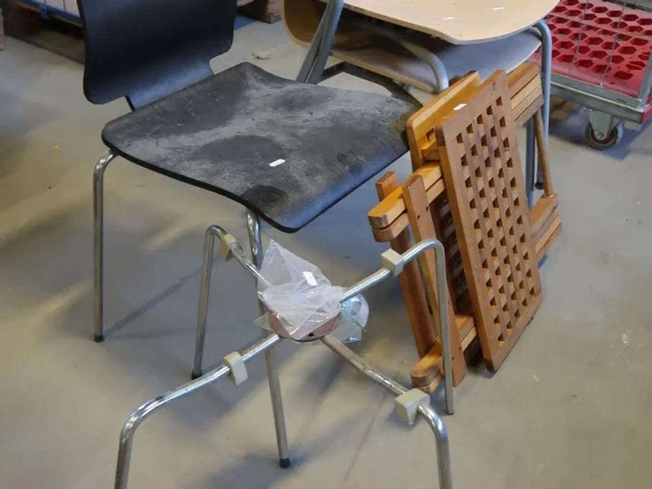 Billede 2 - 7'er stel, 3 stk. stole og bord