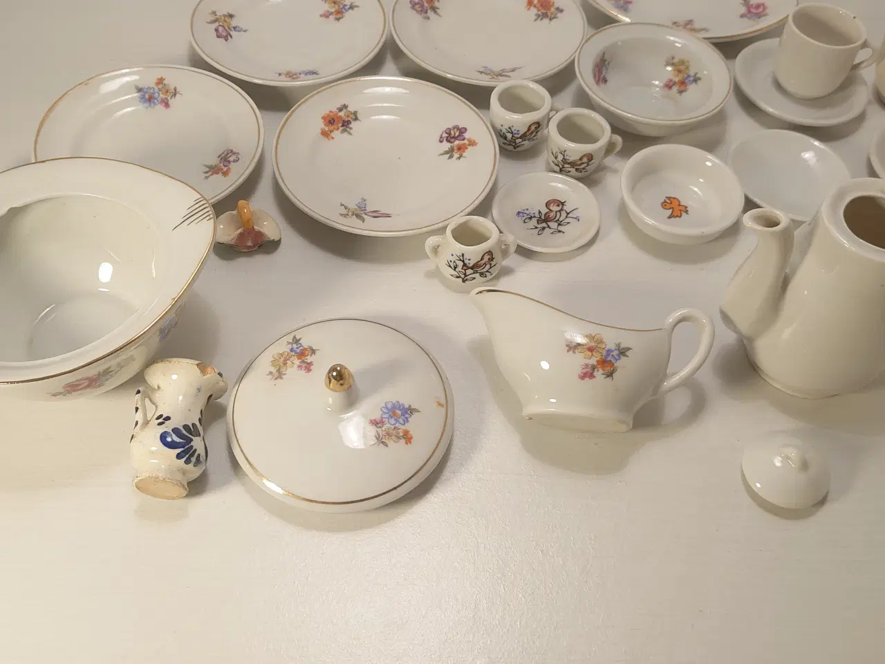 Billede 5 - 29 dele vintage dukke porcelæns stel.