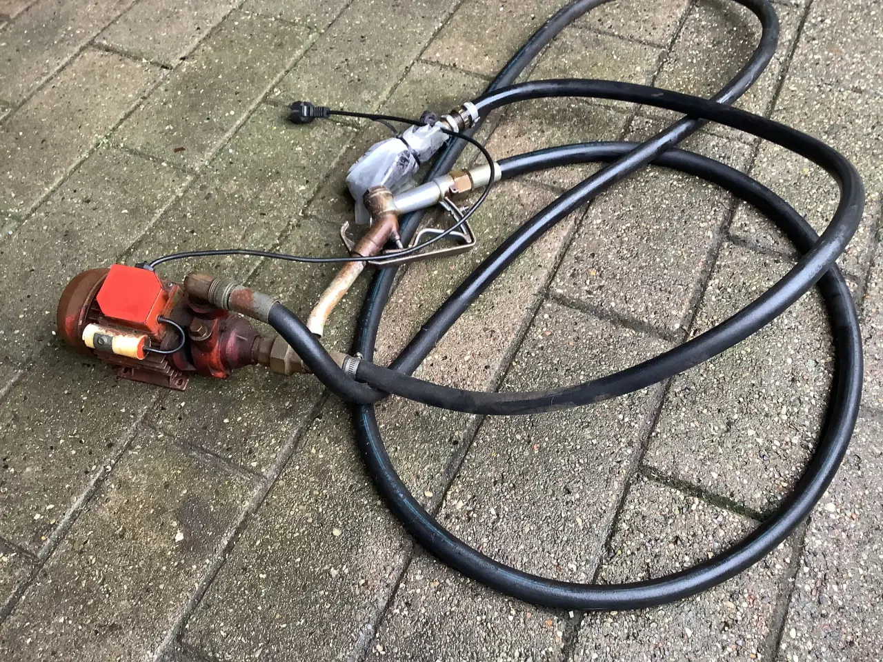 Billede 2 - Tankanlæg komplet