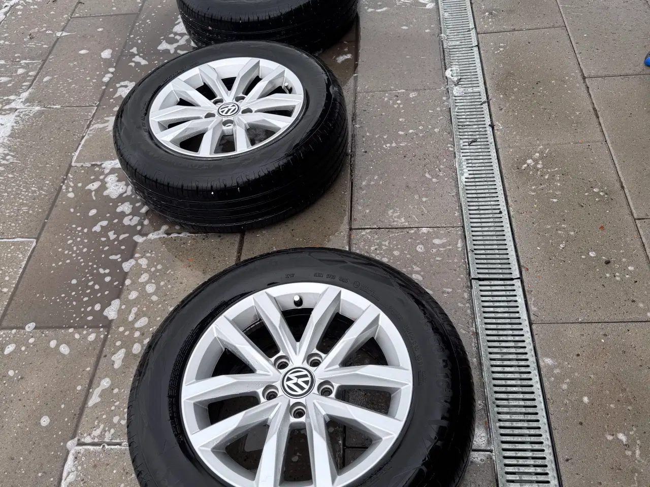 Billede 1 - Dæk og Fælge