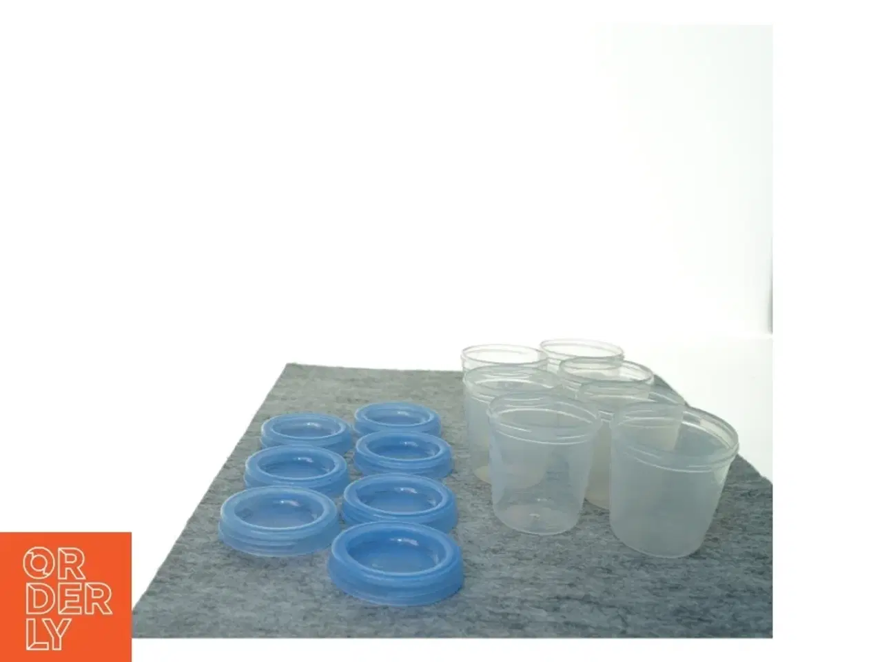 Billede 1 - Opbevaringsbøtter til babymad/mælk el.lign. fra Avent (str. 8 x 7 cm)