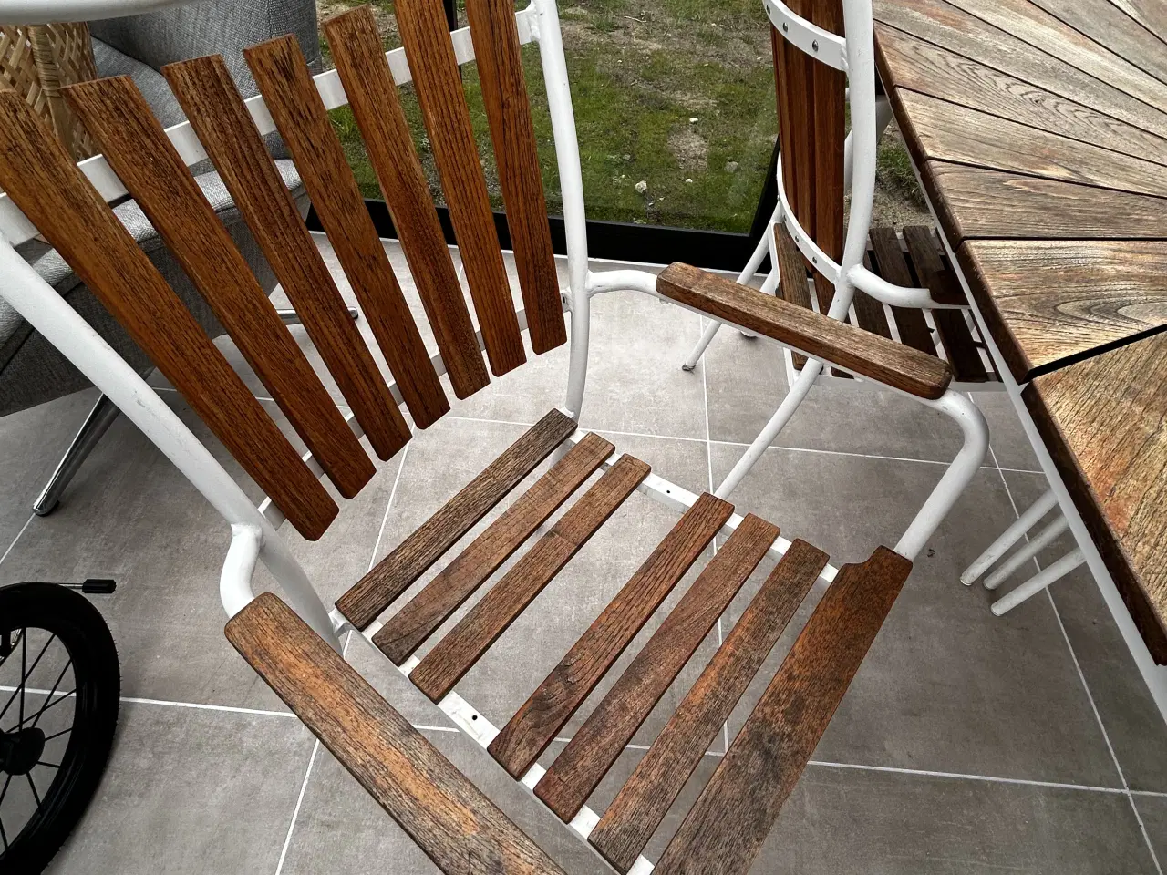 Billede 5 - Flot bord og stole fra DaneLine