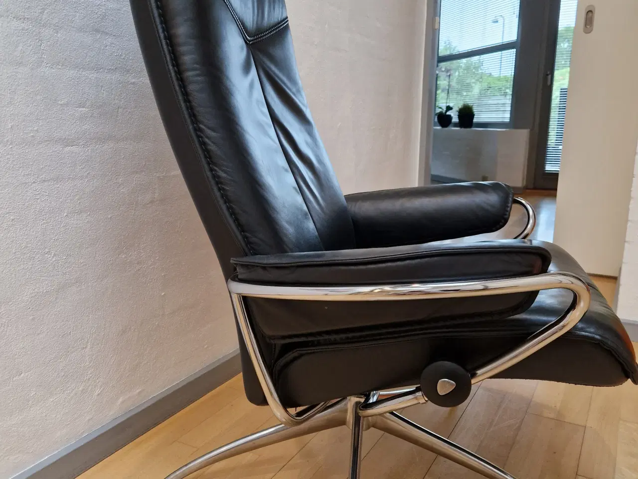 Billede 4 - Stressless lænestol med skammel 