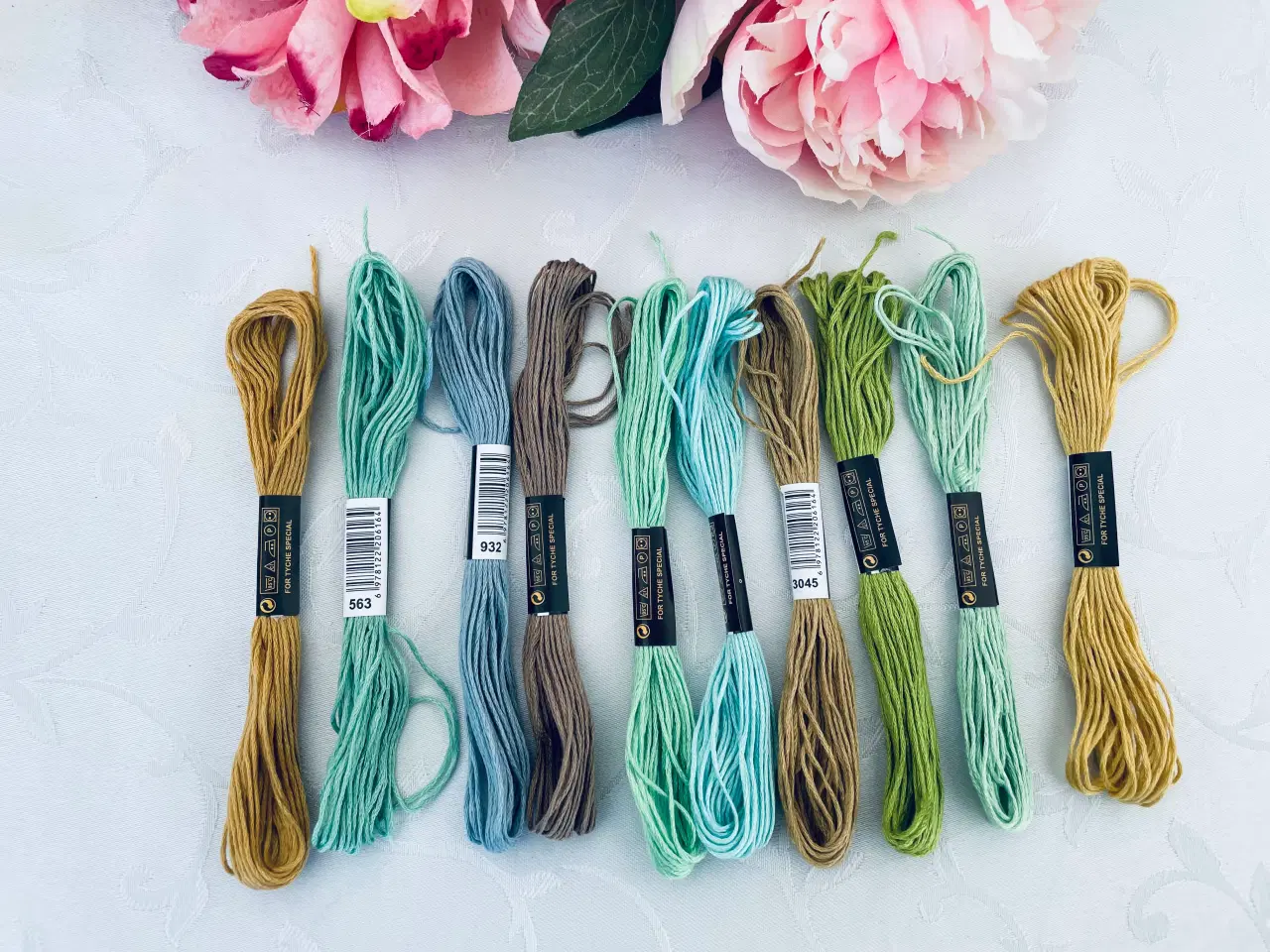 Billede 3 - Broderi garn 