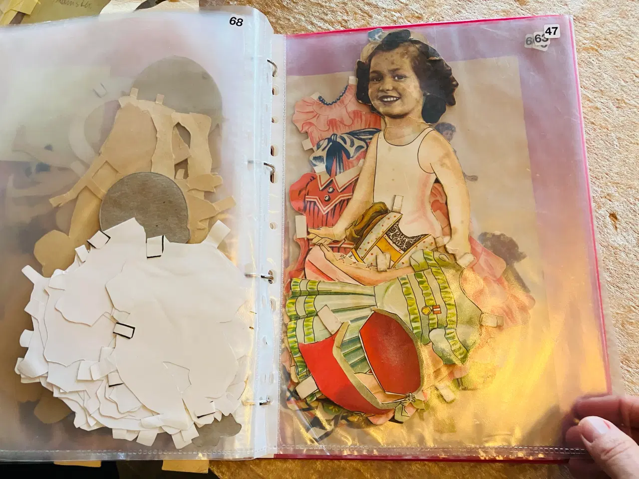 Billede 12 - Påklædnings dukker 