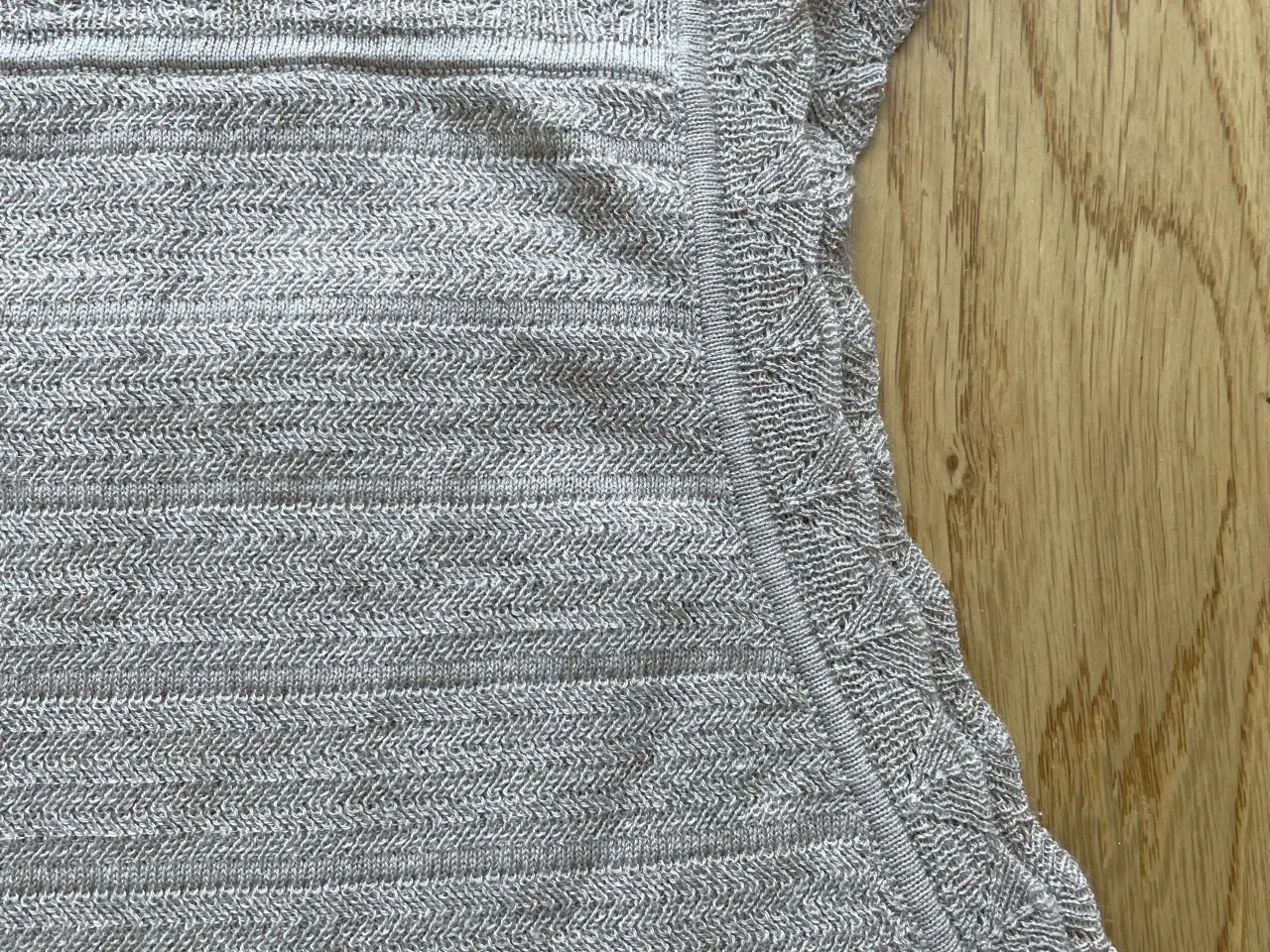 Billede 2 - Wuth Copenhagen silke/cashmere top