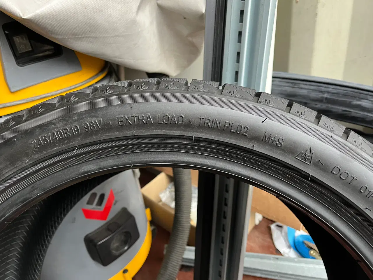 Billede 2 - 19” vinterdæk 6/7 mm mønster