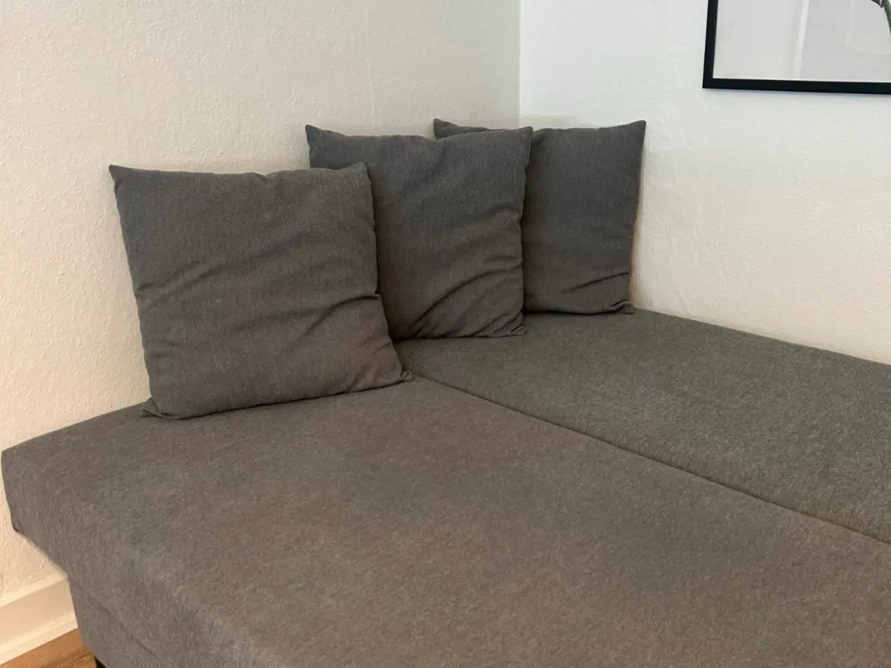Billede 3 - Sovesofa med opbevaring