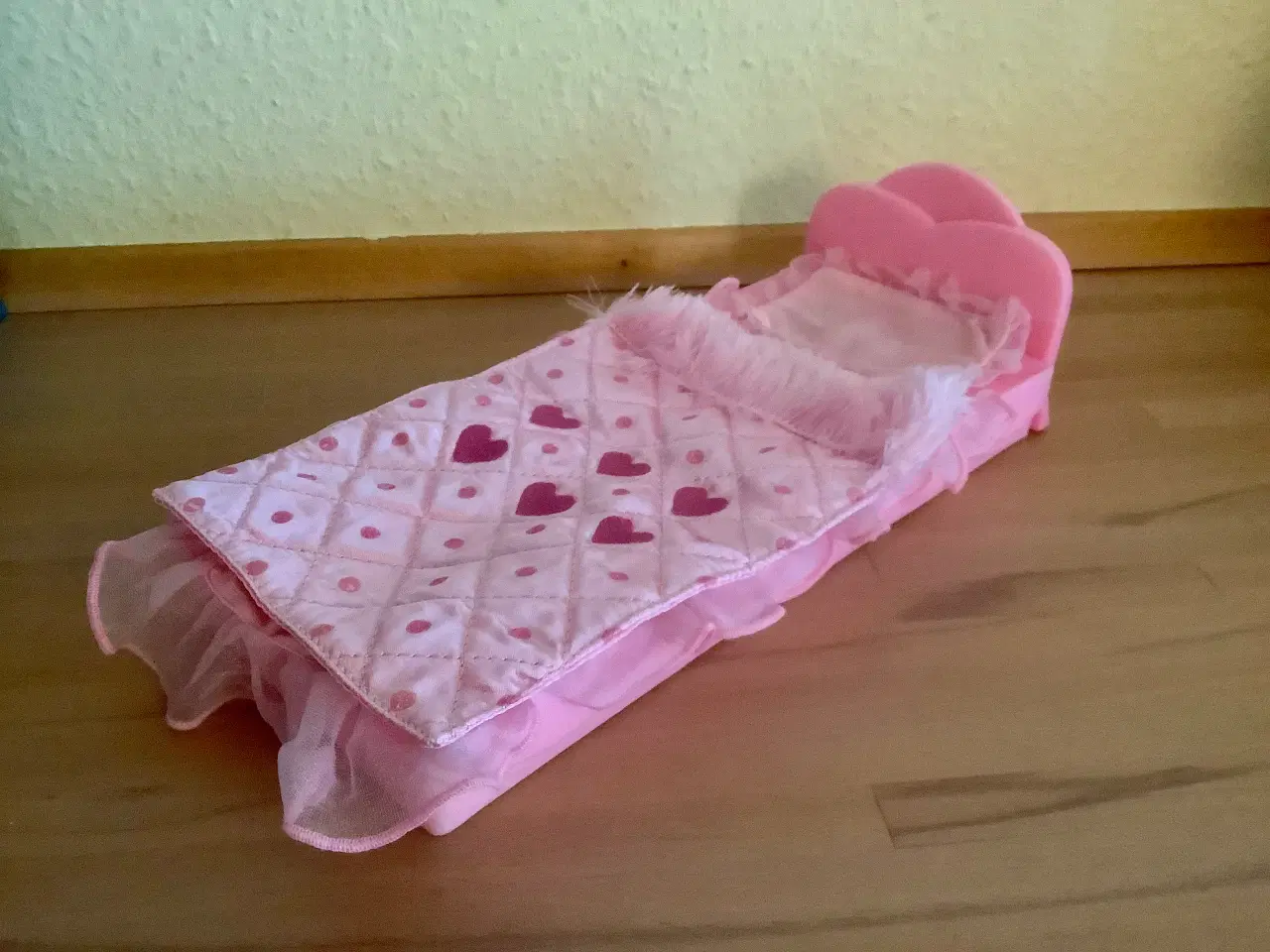 Billede 1 - Barbie dukke seng.