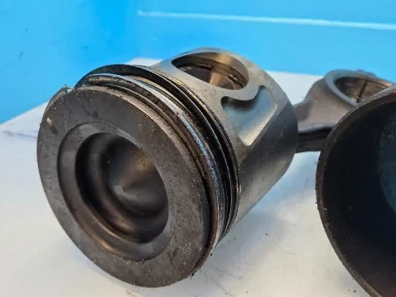 Billede 17 - Iveco Cursor13   Stempel Sæt  8094840 