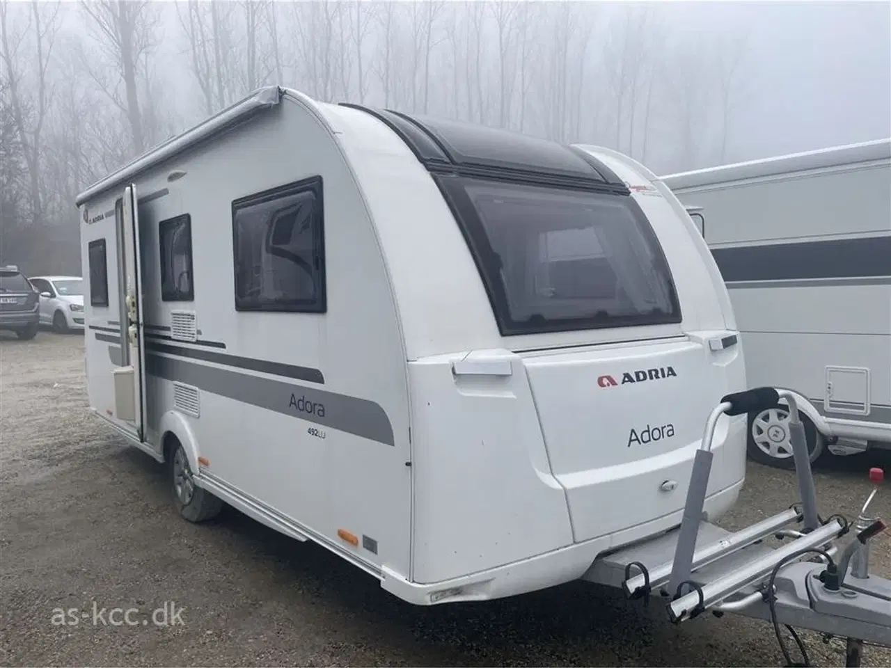 Billede 1 - 2015 - Adria Adora 492 LU   Adria Adora 492 LU årgang 2015 Incl mover, posemarkise 5 sovepladser, 4 siddepladser