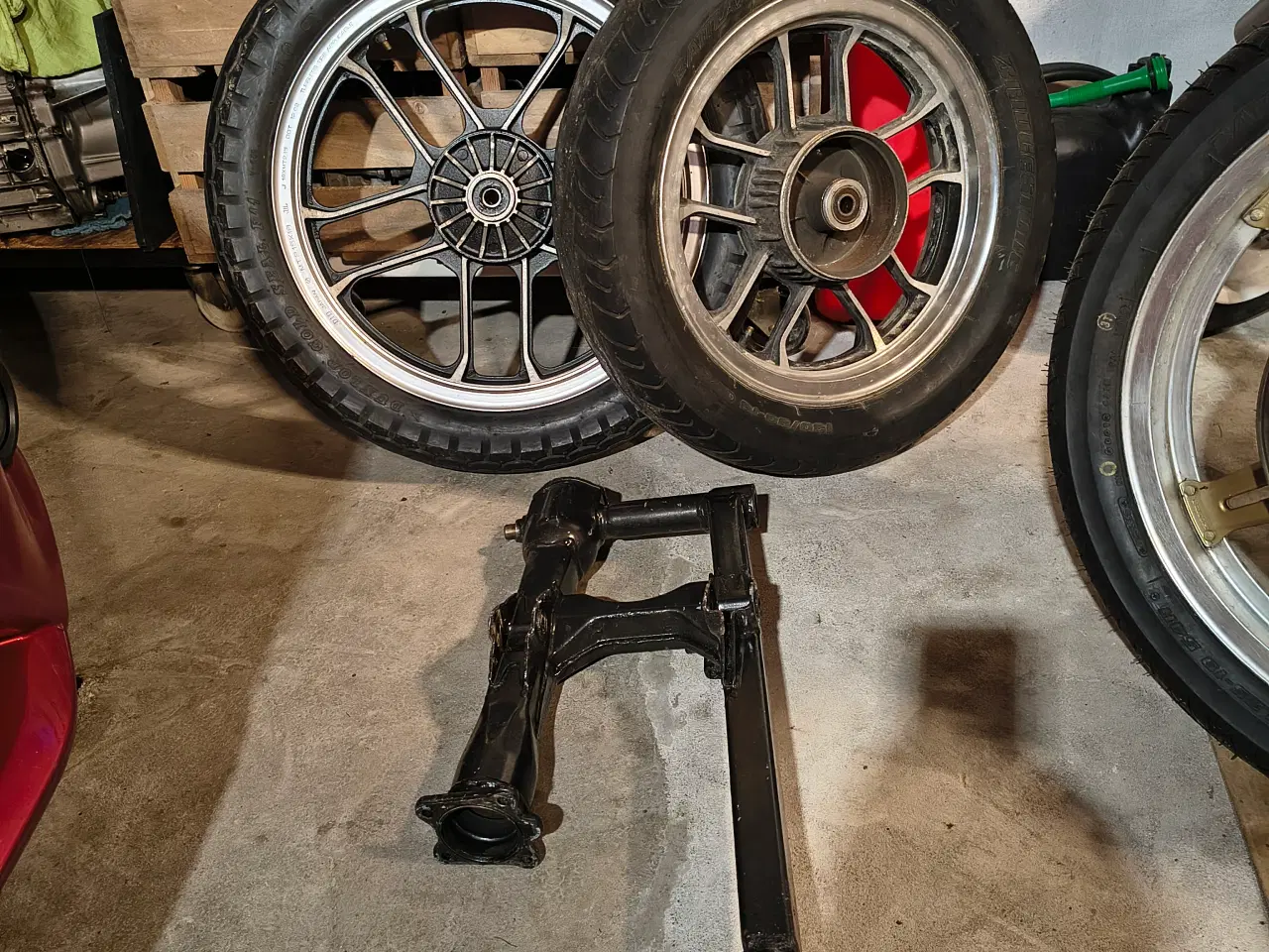 Billede 3 - Honda nv 750 C forhjul og baghjul