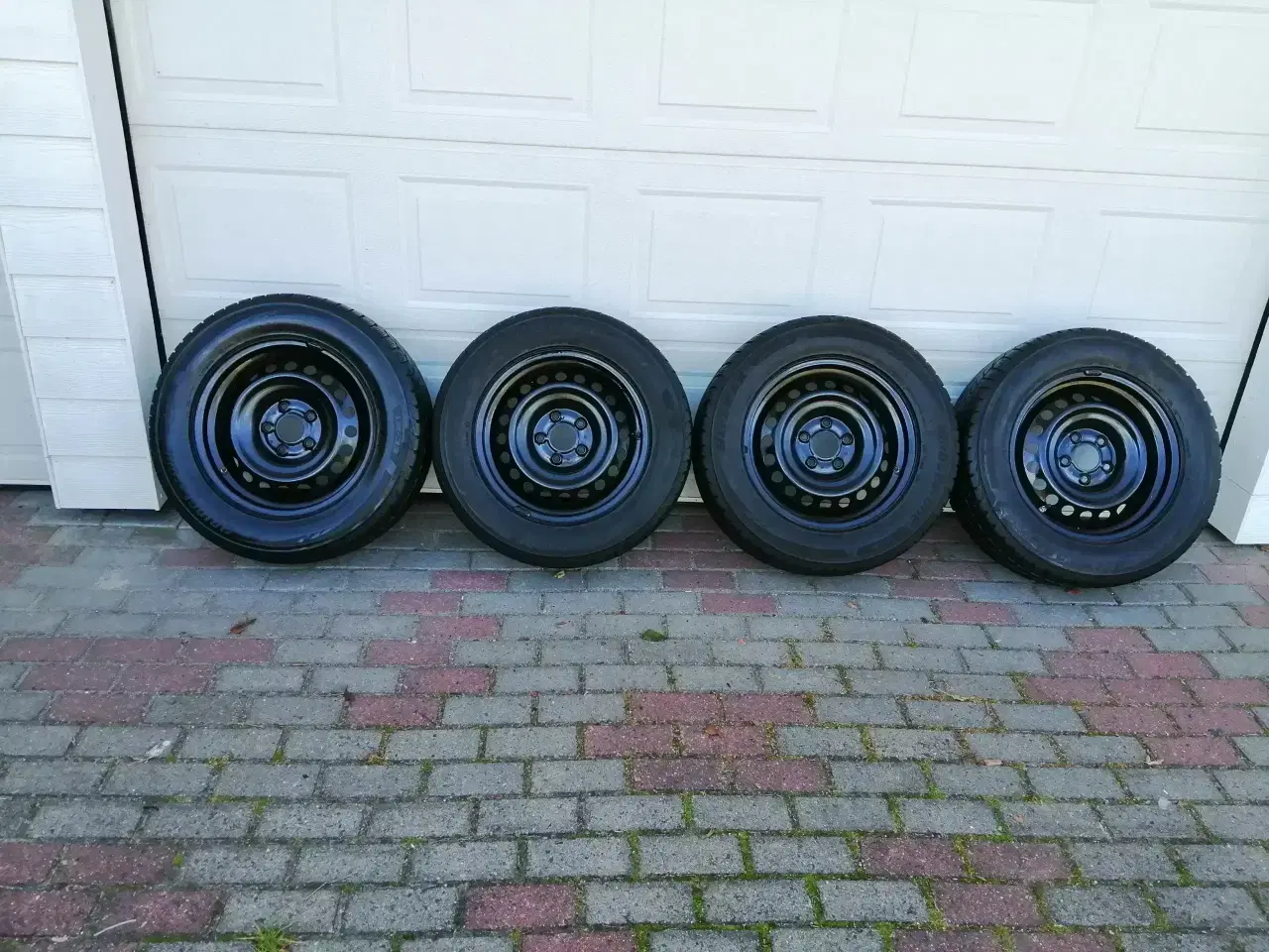 Billede 7 - Qashqai, Tpms, 16" vinterdæk + nye hjulkapsler
