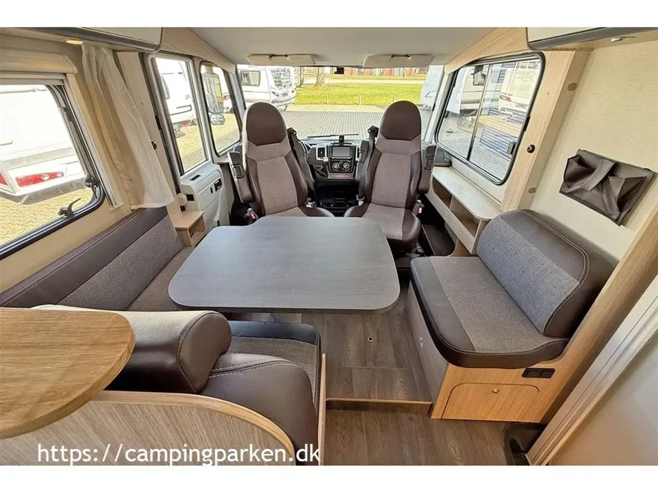 Billede 5 - 2019 - SunLight Veludstyret og velholdt Sunlight I68 Active m. automatgear og 150hk