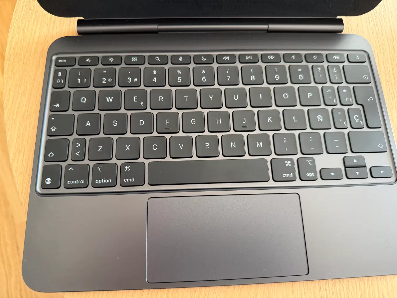 Billede 2 - Apple Magic Keyboard til iPad Pro 11 (M4 + M5)