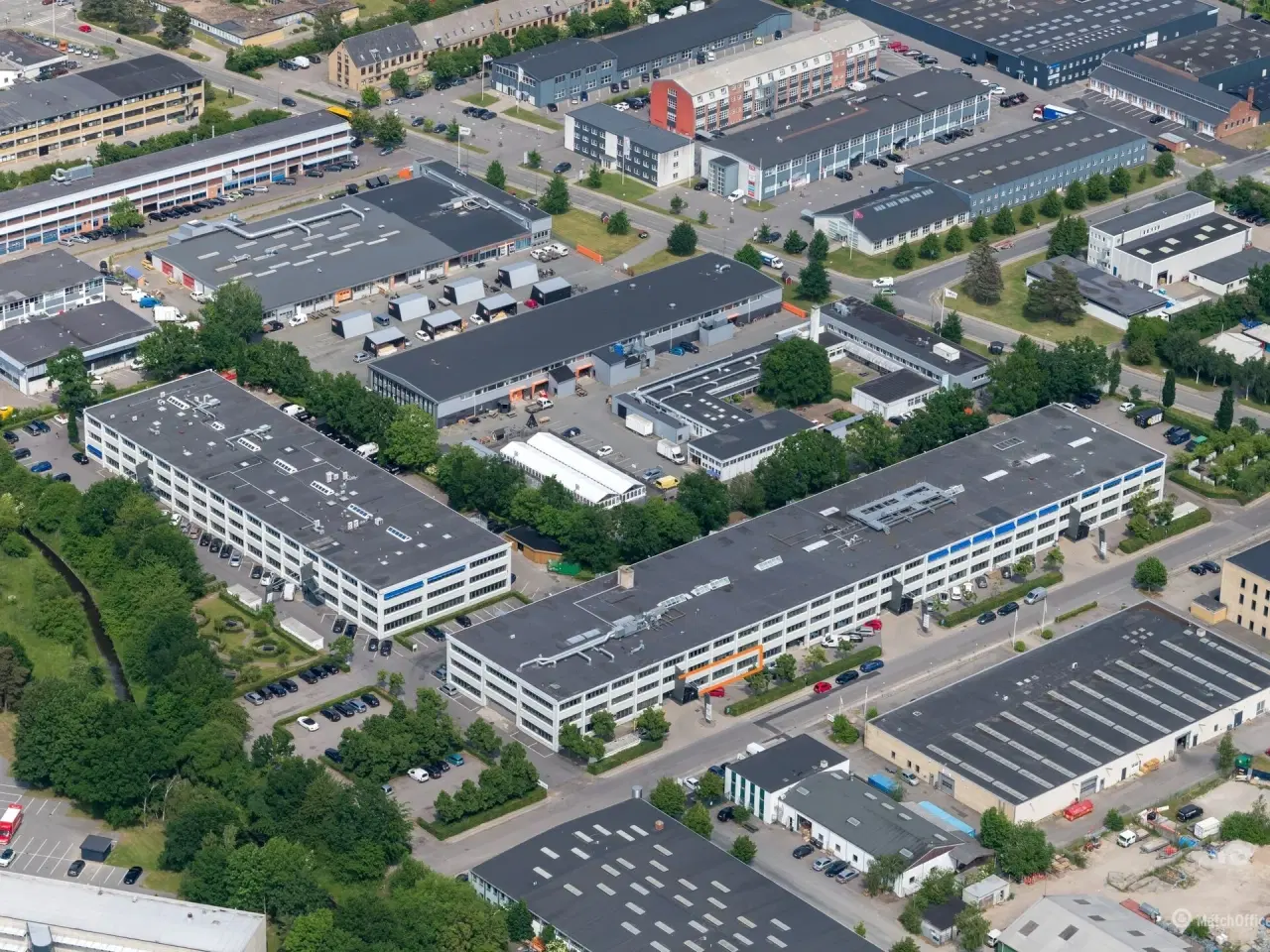Billede 3 - Fint kontorlejemål med egne faciliteter